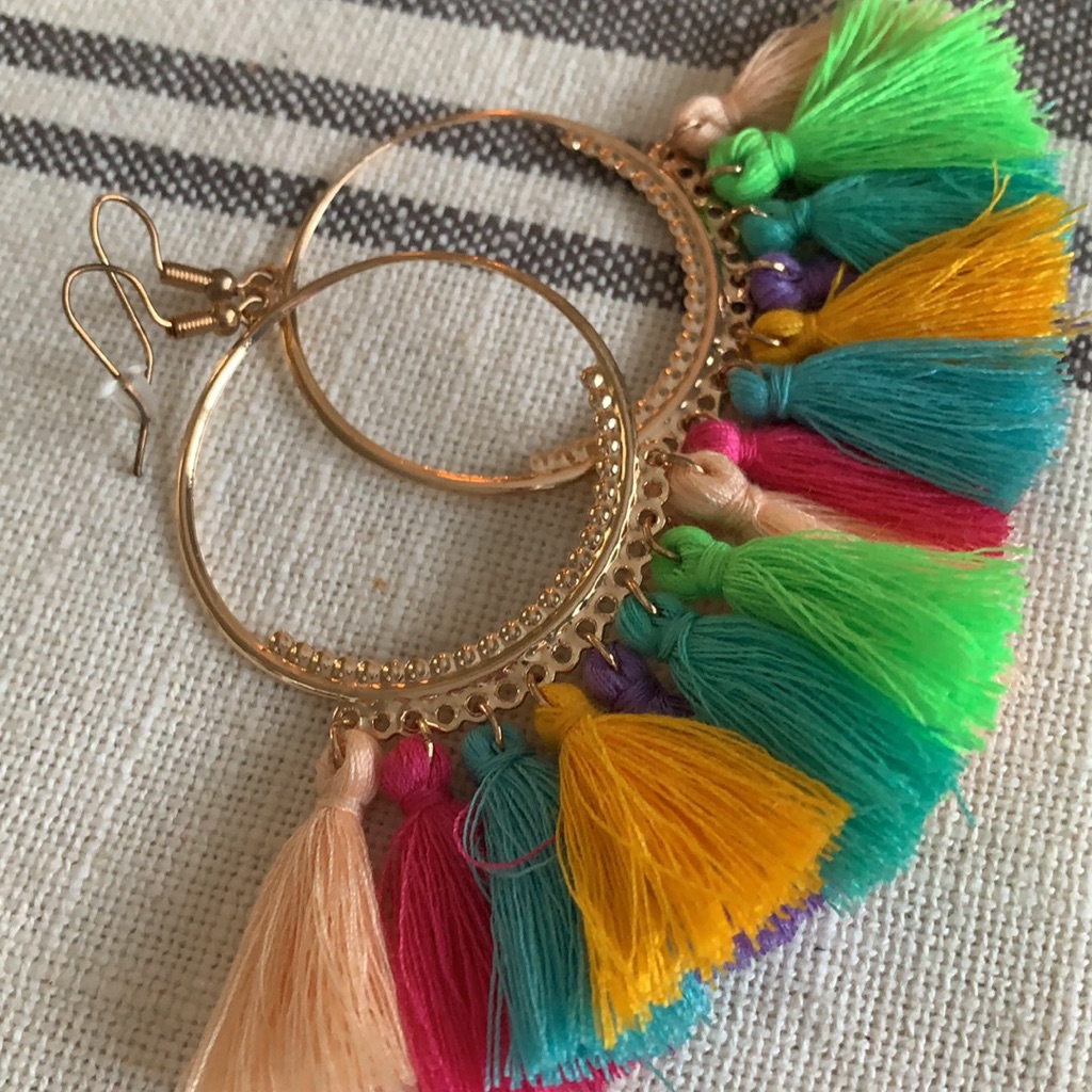 Nwot Boho Tassel Earrings-~So Pretty!